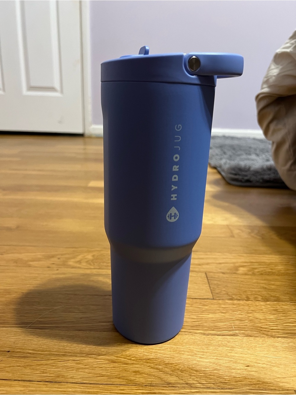 HydroJug 32oz in Light Blue
